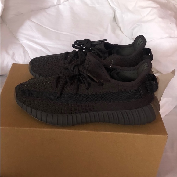 Yeezy Shoes - Yeezy 350 V2 in cinder size 6.5